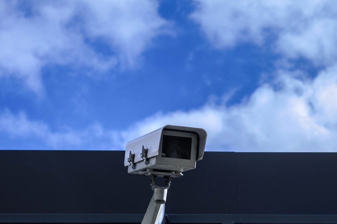 How to Choose the Best Solar Security Camera in the UK - HelioGreenEnergy